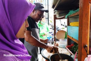 Gado-gado Pak Memet – Paling Enak di Bekasi